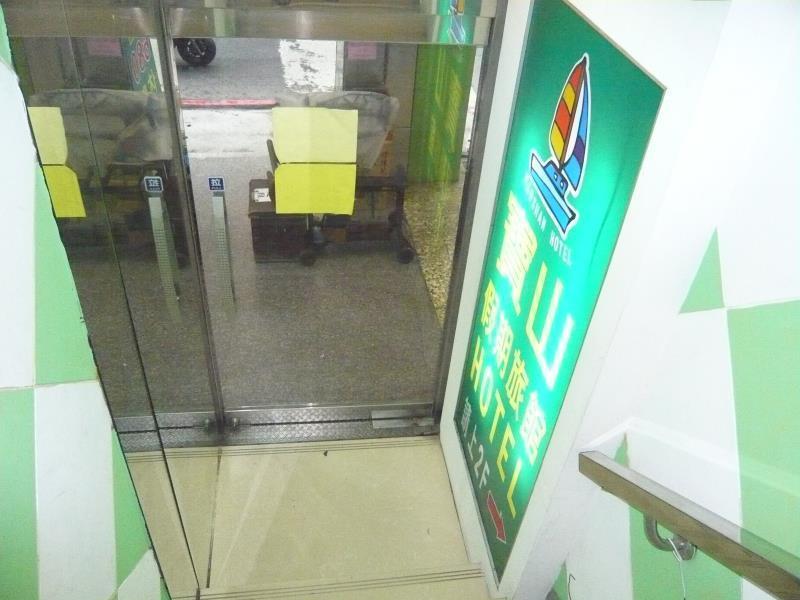 Baoshan Hotel Zhongli Bagian luar foto